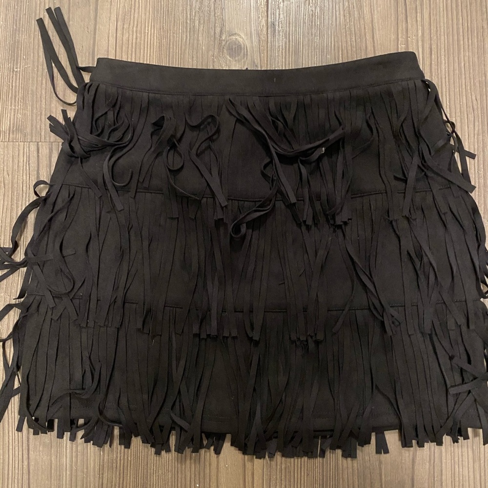 Kittenish tassel skirt